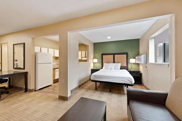  - Extended Stay America Suites Executive Park Charlotte - I-77, Exit 5