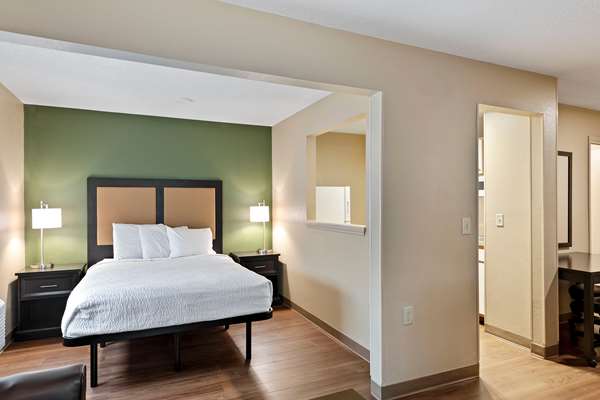  - Extended Stay America Suites Executive Park Charlotte - I-77, Exit 5