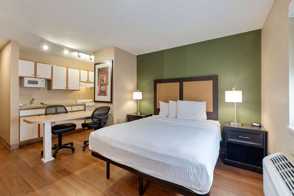 - Extended Stay America Suites Executive Park Charlotte - I-77, Exit 5