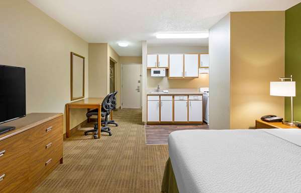  - Extended Stay America Suites Wendover Greensboro - I-40, Exit 214