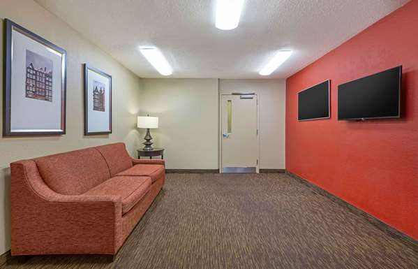  - Extended Stay America Suites Wendover Greensboro - I-40, Exit 214