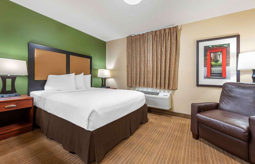 EXTENDED STAY AMERICA SELECT-guestroom-Guest Room,On-Site.jpg
