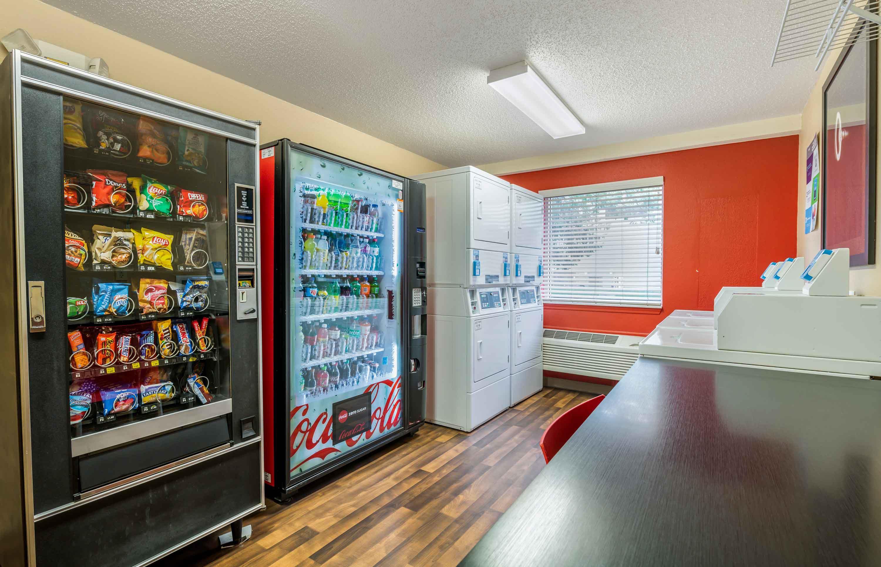 On-Premise Guest Laundry | Extended Stay America Suites Evansville East