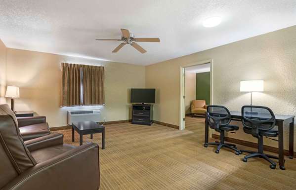  - Extended Stay America Suites North Fort Wayne - I-69, Exit 311