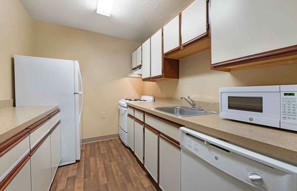  - Extended Stay America Suites North Fort Wayne - I-69, Exit 311