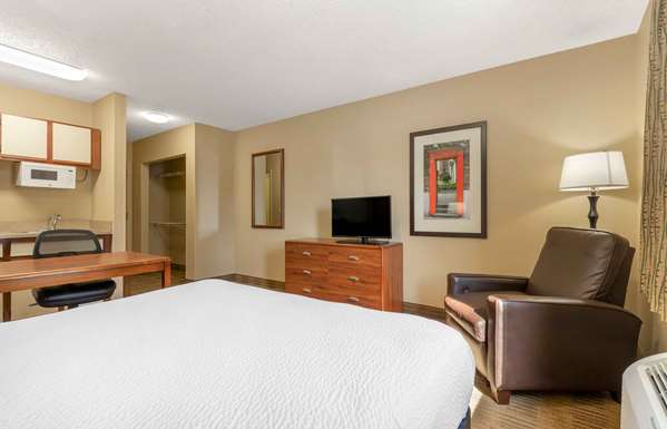  - Extended Stay America Suites Midtown Tulsa - I-44, Exit 231