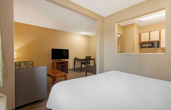 - Extended Stay America Suites Midtown Tulsa - I-44, Exit 231