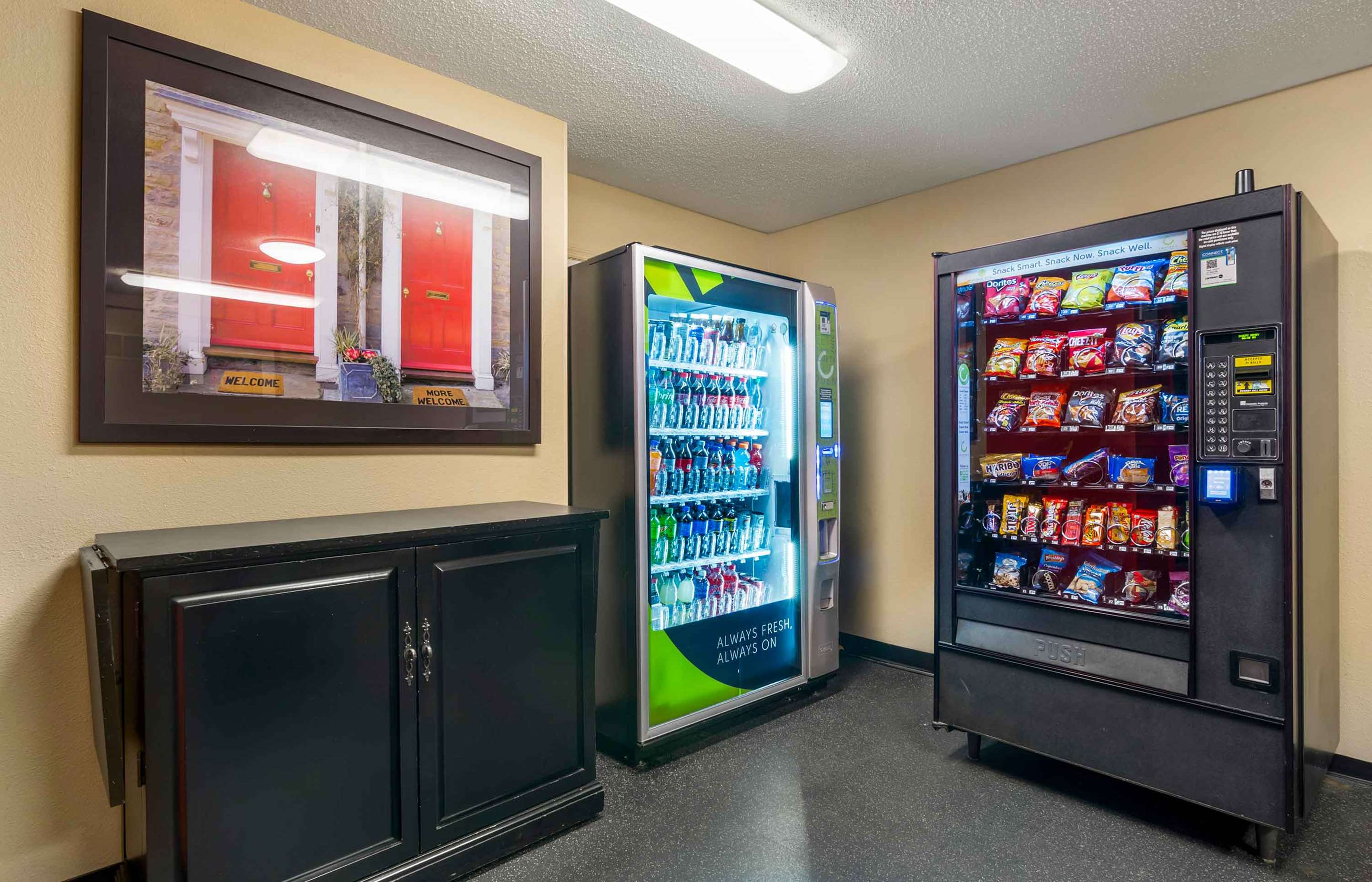 On-Premise Guest Laundry | Extended Stay America Select Suites St Louis Earth City