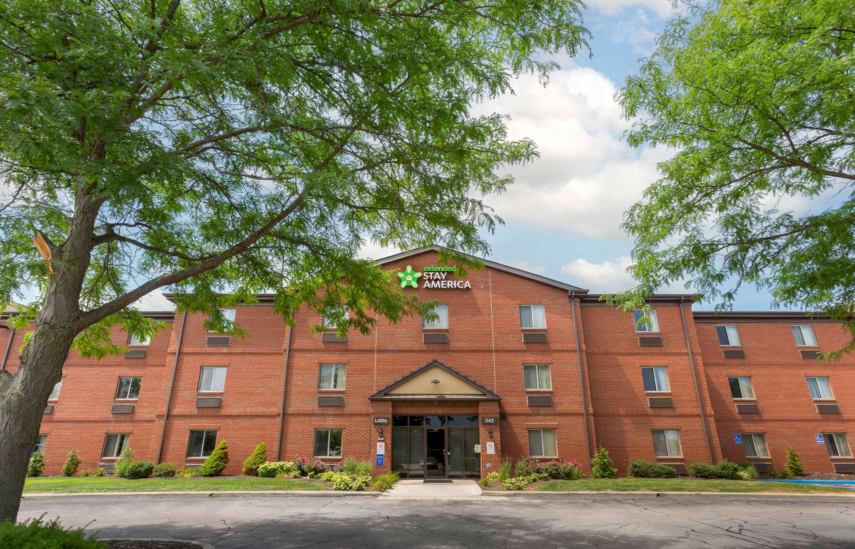 Exterior | Extended Stay America Suites Toledo Maumee