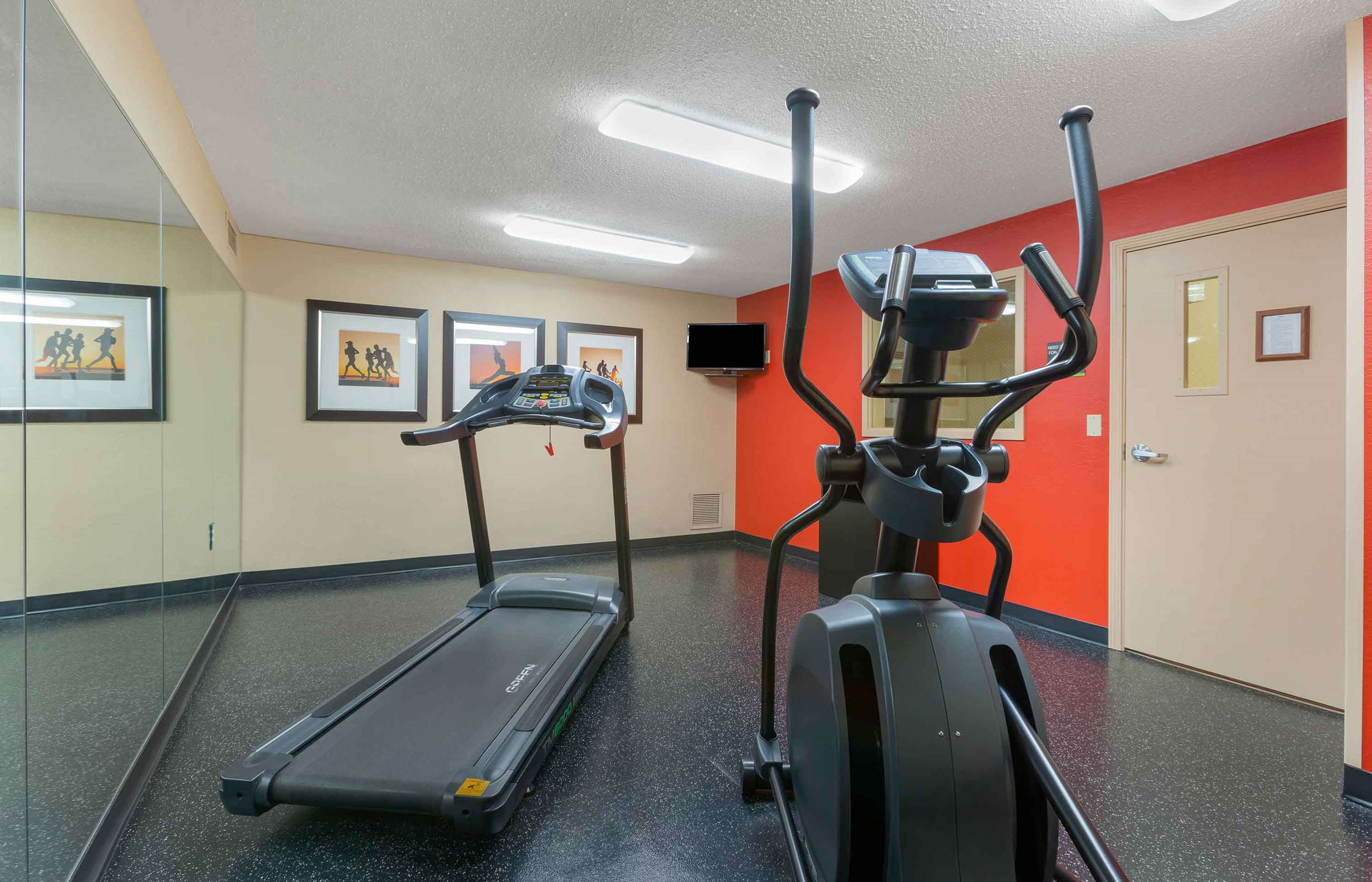 On-Site Fitness Facility | Extended Stay America Suites Toledo Maumee