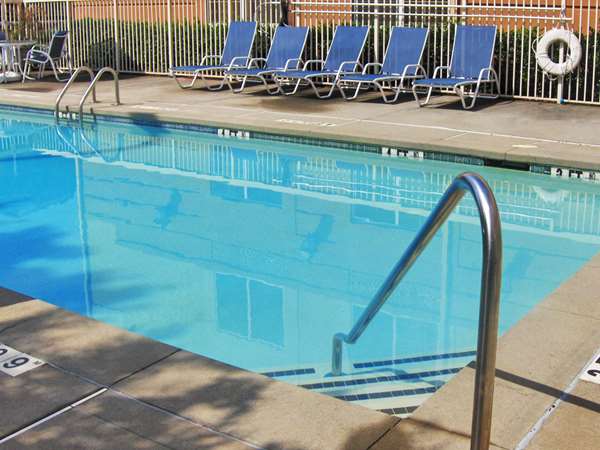 Pool - Extended Stay America Suites Northwest Oklahoma City
