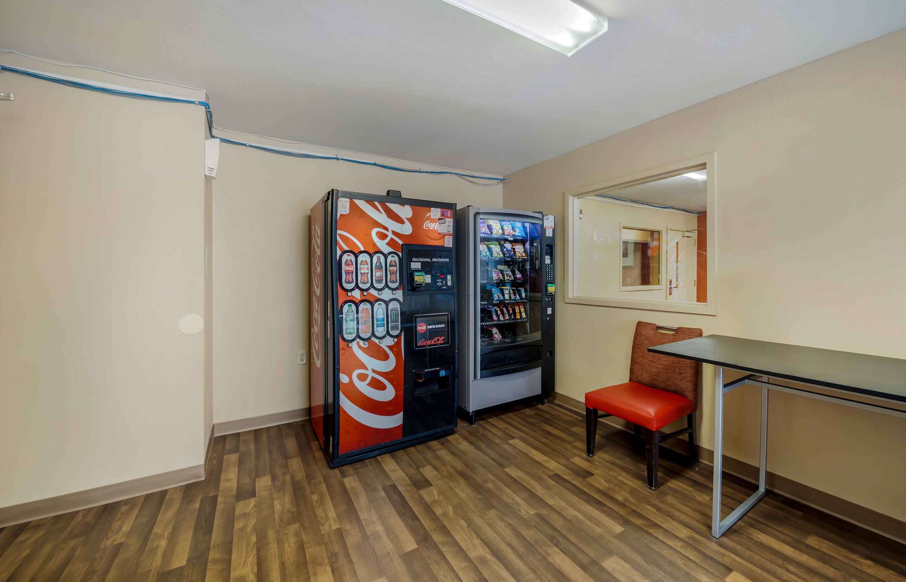 On-Premise Guest Laundry | Extended Stay America Suites Oklahoma City Northwest