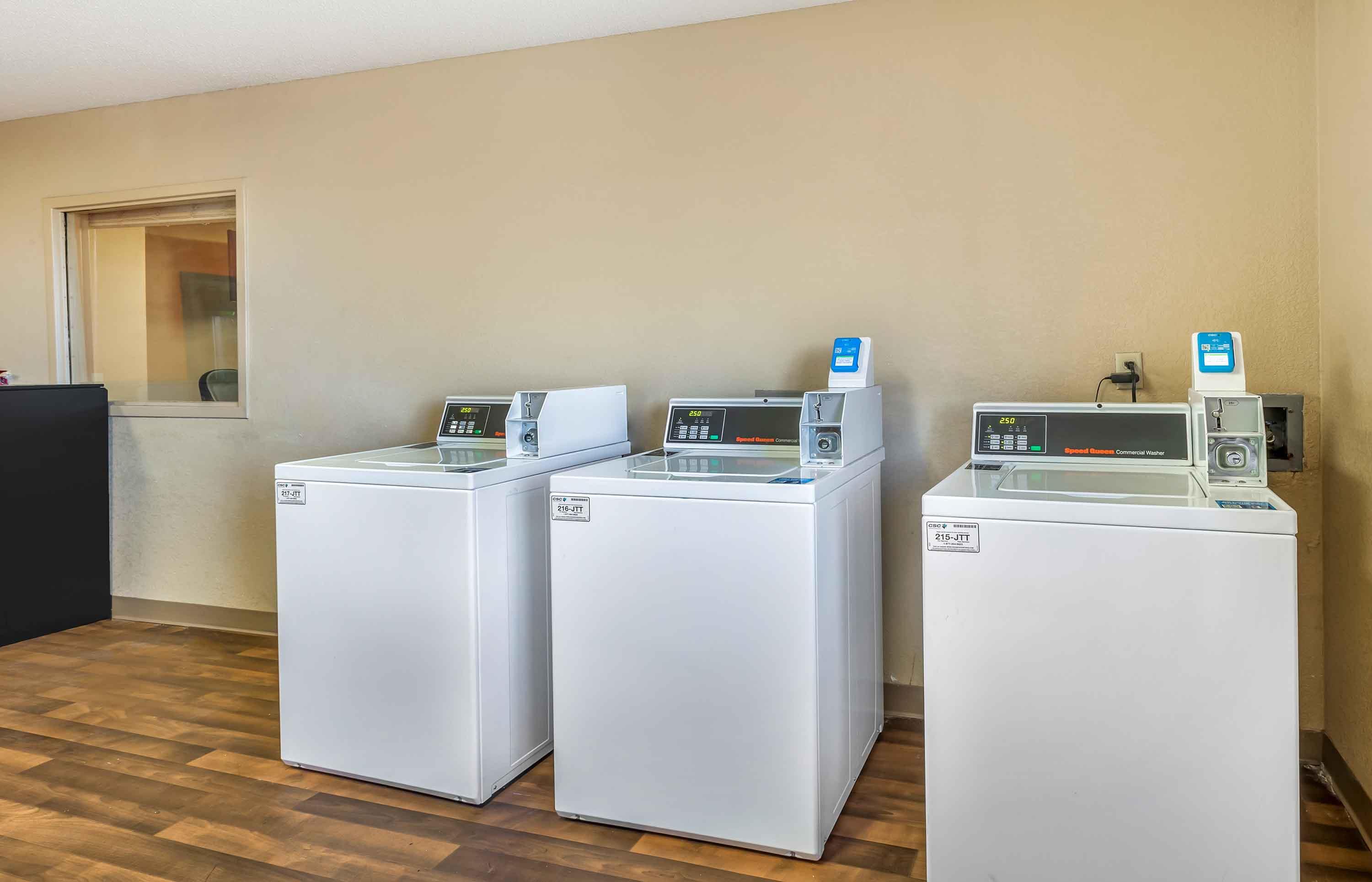 On-Premise Guest Laundry | Extended Stay America Suites - Des Moines - West Des Moines