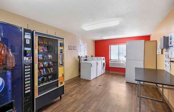  - Extended Stay America Suites Westlake - I-90, Exit 156