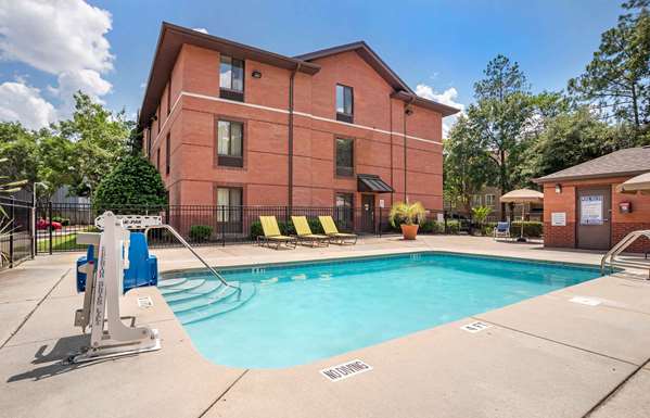 Pool - Extended Stay America Suites Killearn Tallahassee - I-10, Exit 203