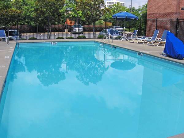 Pool - Extended Stay America Suites Cumberland Mall Atlanta