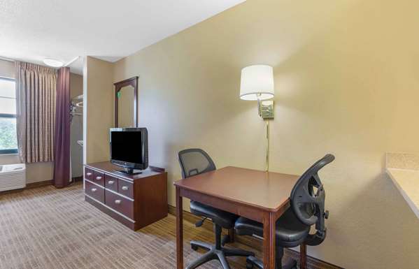  - Extended Stay America Suites Dulles South Chantilly