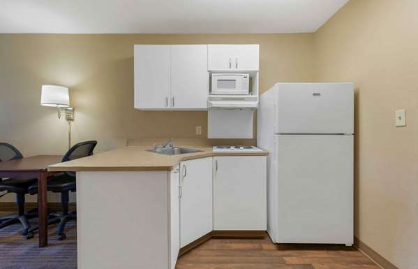 - Extended Stay America Suites Dulles South Chantilly