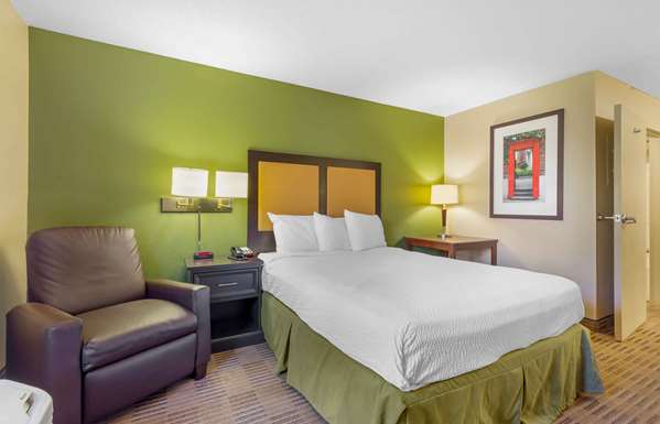  - Extended Stay America Suites Dulles South Chantilly