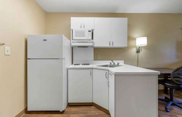  - Extended Stay America Suites Dulles South Chantilly