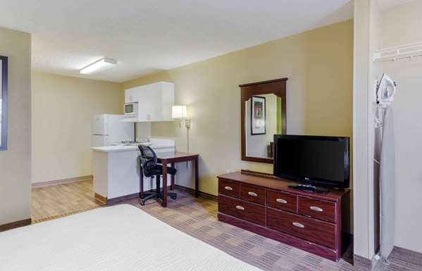  - Extended Stay America Suites Fayetteville Owen Drive