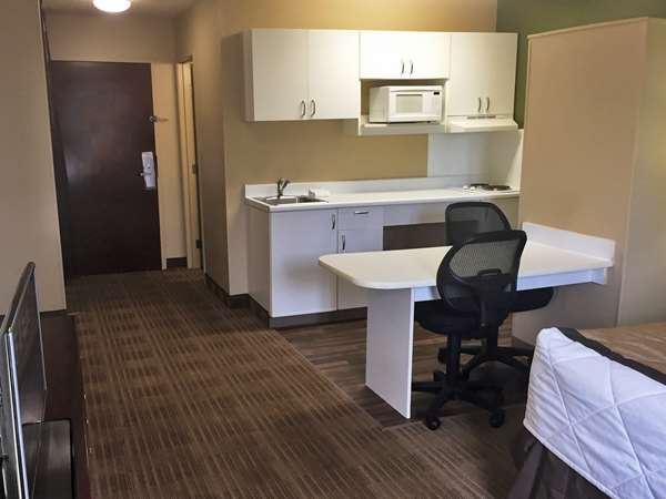  - Extended Stay America Suites Greenville - I-85, Exit 54