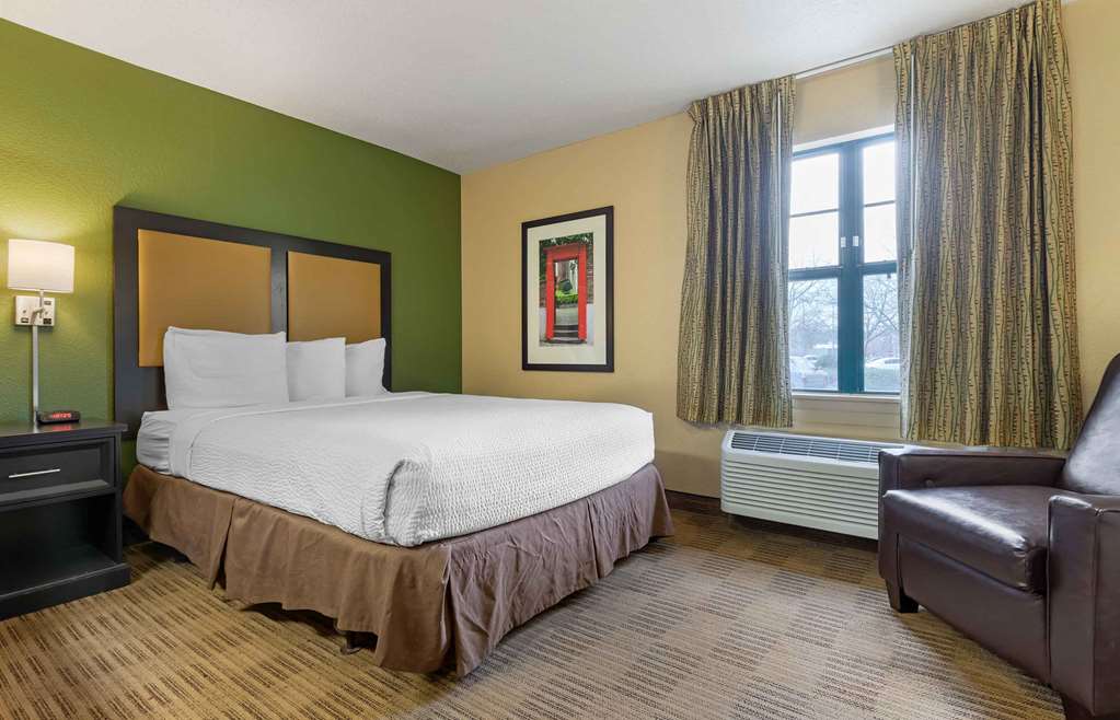 EXTENDED STAY AMERICA SELECT-guestroom-Guest Room,On-Site.jpg