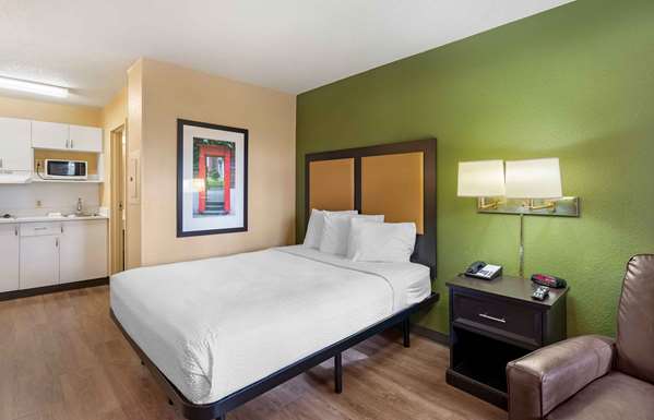  - Extended Stay America Suites Newport News