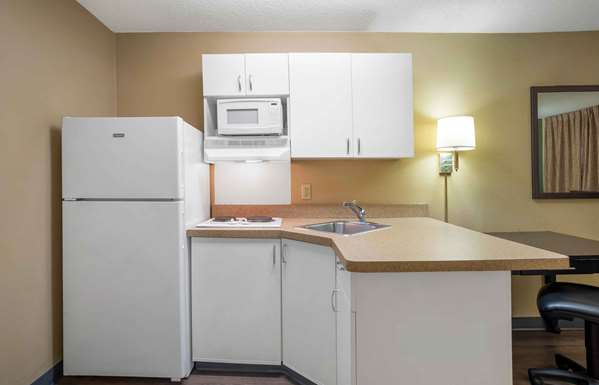  - Extended Stay America Suites Mobile - I-65, Exit 5A