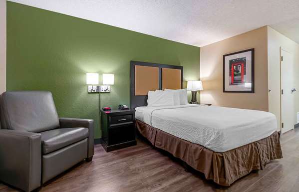  - Extended Stay America Suites Orlando - I-4, Exit 72