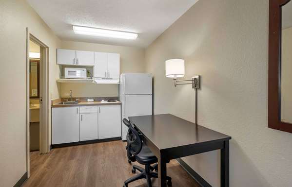  - Extended Stay America Suites Crossways Blvd Chesapeake - I-64, Exit 289