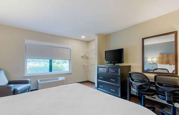  - Extended Stay America Suites Tyvola Charlotte - I-77, Exit 5