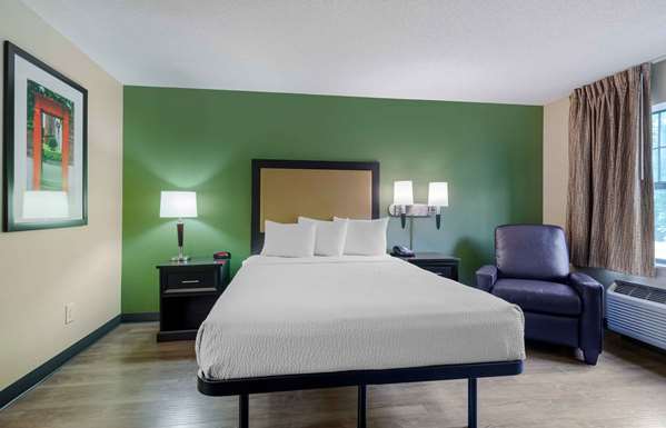  - Extended Stay America Suites Asheville - I-240, Exit 6