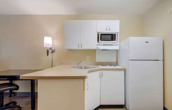  - Extended Stay America Suites Asheville - I-240, Exit 6