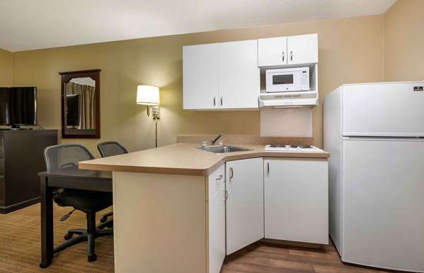  - Extended Stay America Suites South Fort Wayne - I-69, Exit 302
