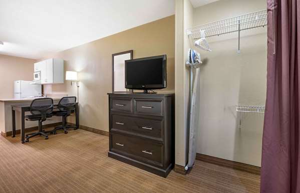  - Extended Stay America Suites South Fort Wayne - I-69, Exit 302