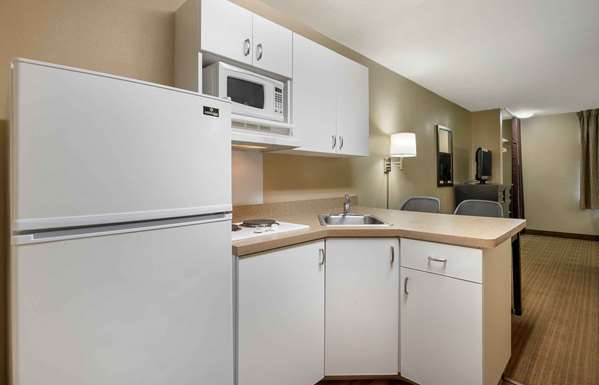  - Extended Stay America Suites South Fort Wayne - I-69, Exit 302
