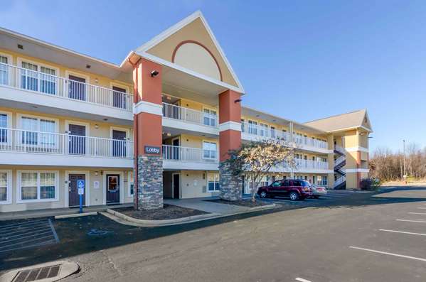 Exterior view - Extended Stay America Suites Roanoke - I-581, Exit 3W