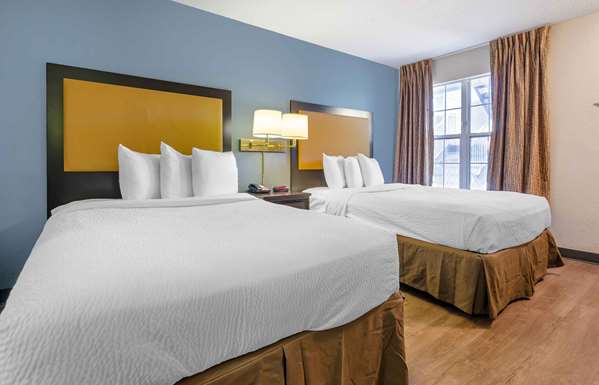  - Extended Stay America Suites Roanoke - I-581, Exit 3W