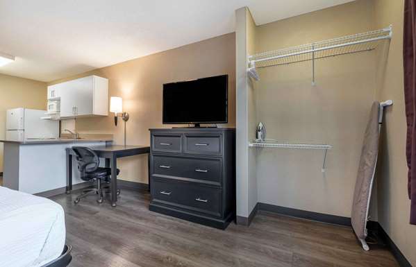  - Extended Stay America Suites Roseville