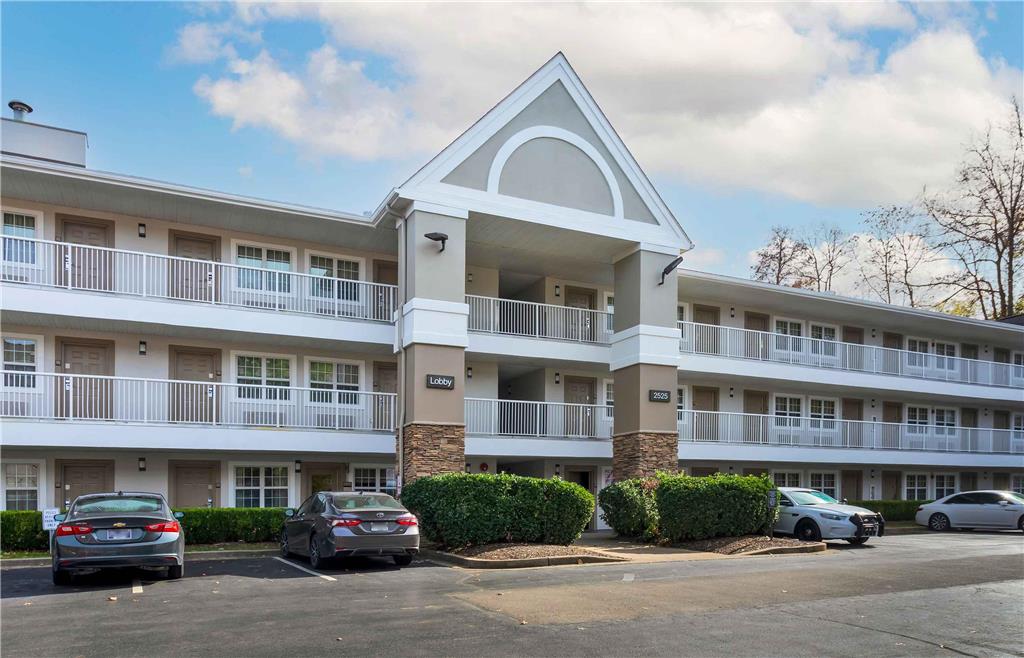 Extended Stay America Stes Bna Airport