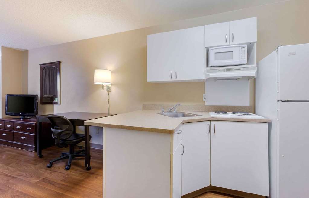 Extended Stay America Suites- Phoenix - Airport, photo 5