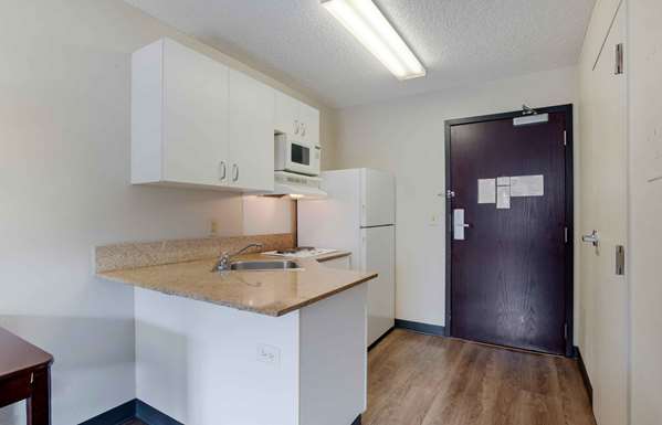  - Extended Stay America Suites Torrance