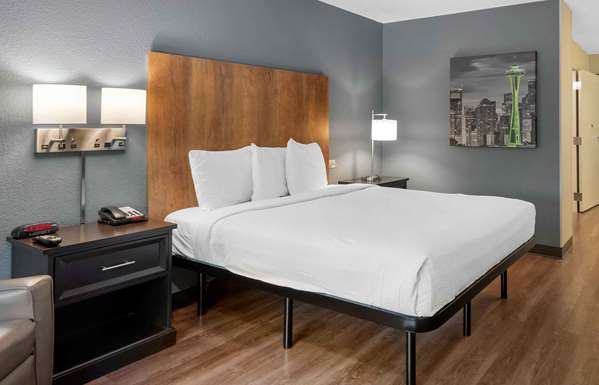  - Extended Stay America Suites Park Road Charlotte