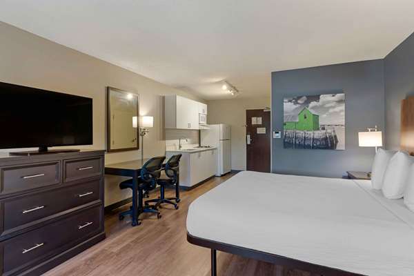  - Extended Stay America Suites Park Road Charlotte