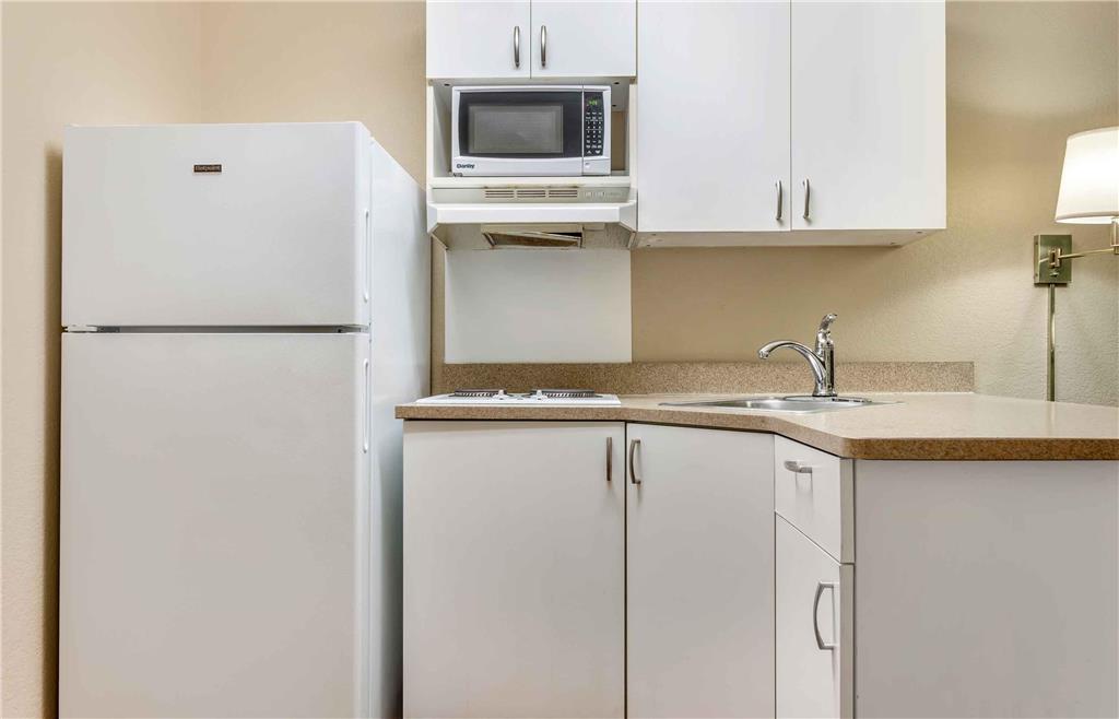 EXTENDED STAY AMERICA SUITES-guestroom-Guest Room,Guest Room Amenity,Kitchen/Kitchenette,On-Site.jpg