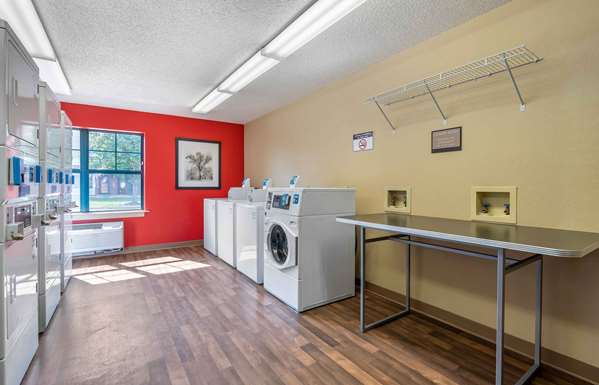  - Extended Stay America Suites Merrillville - I-65, Exit 253