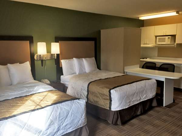  - Extended Stay America Suites Madison Heights - I-75, Exit 65