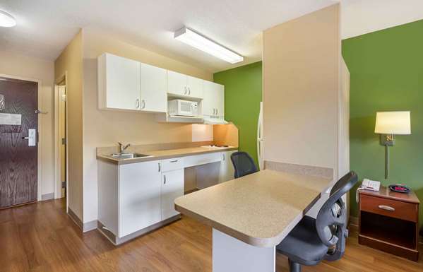 - Extended Stay America Suites West Copley -  I-77, Exit 137