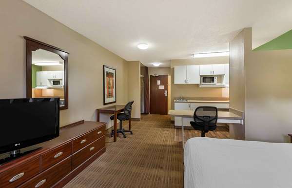  - Extended Stay America Suites West Copley -  I-77, Exit 137